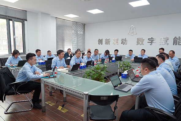 大全默勒召开销售专题会议-1.jpg