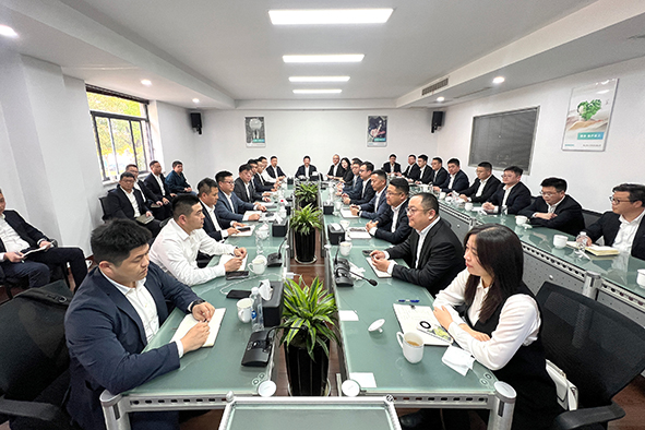 镇江西门子召开一季度销售总结会议-1.jpg