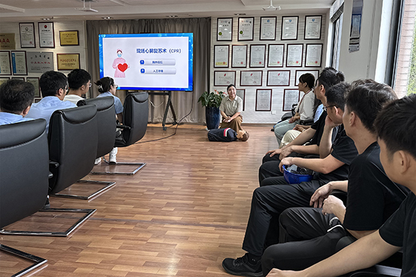 大全变压器防暑降温大作战-1-02.jpg