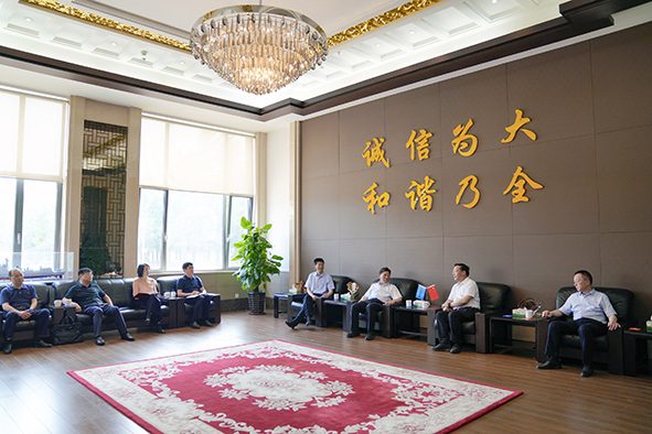 贾市长暖企-01.jpg