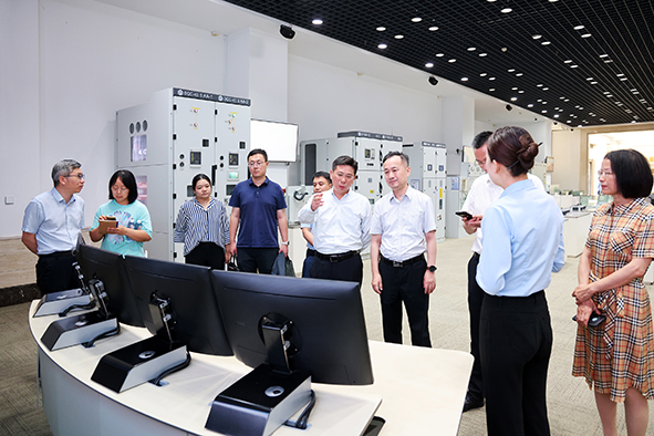 省发改委领导到大全集团参观调研-01.jpg