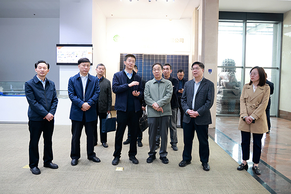 中华慈善总会会长宫蒲光莅临大全集团调研-01.jpg