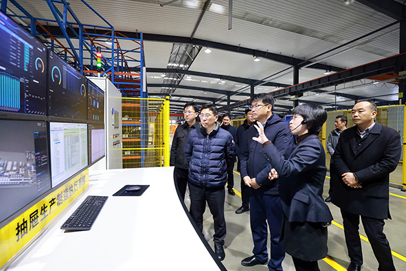 新疆生产建设兵团第四师第七十九团领导考察-02.jpg
